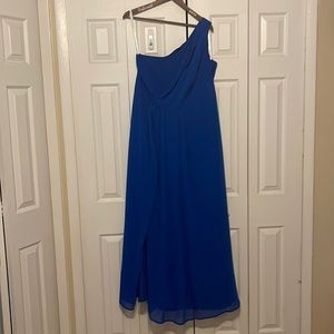 David's Bridal dress in color Horizon. Long one shoulder crinkle chiffon dress.